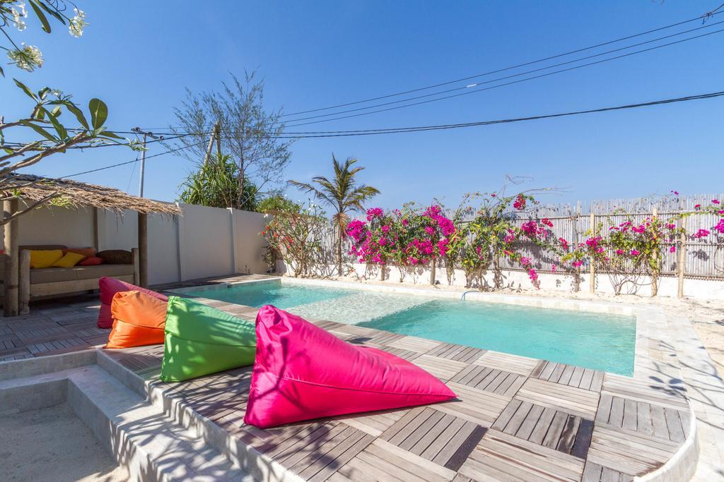 Villa Shelra Gili Meno Exterior photo